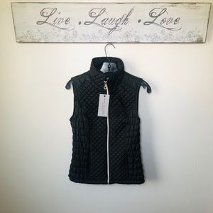 ANDREW MARC-NEW YORK Quilted Winter Vest.